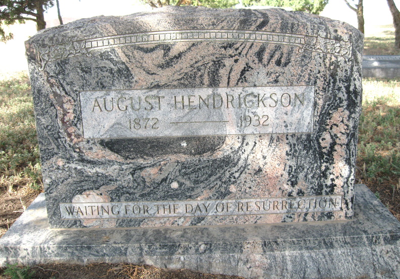 12 A HENDRICKSON P1.JPG