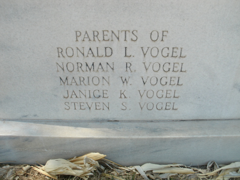 Vogel, Jean E. & Ralph S. "Pete" (back)