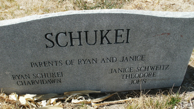 Schukei, Alice L. & Reinhold I. (back)