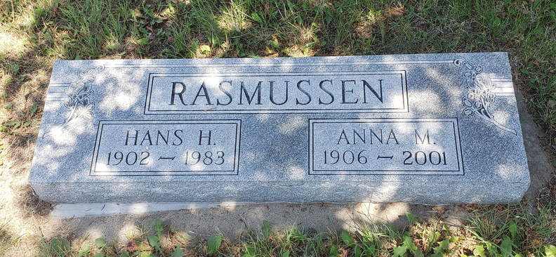 Rasmussen, Hans H. & Anna M.