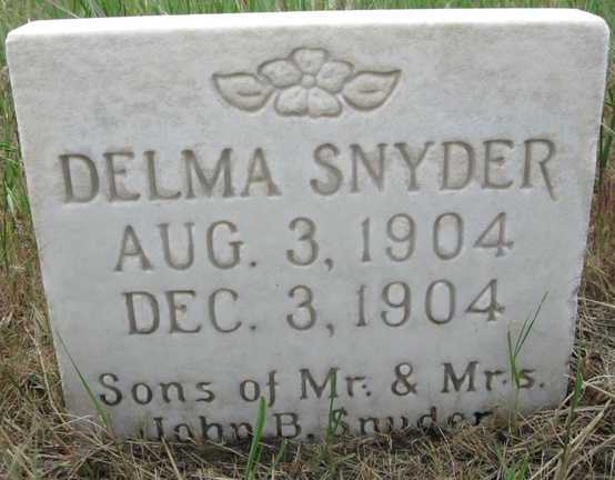 Snyder, Delma