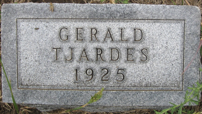 Tjardes_Gerald~(103-108).jpg
