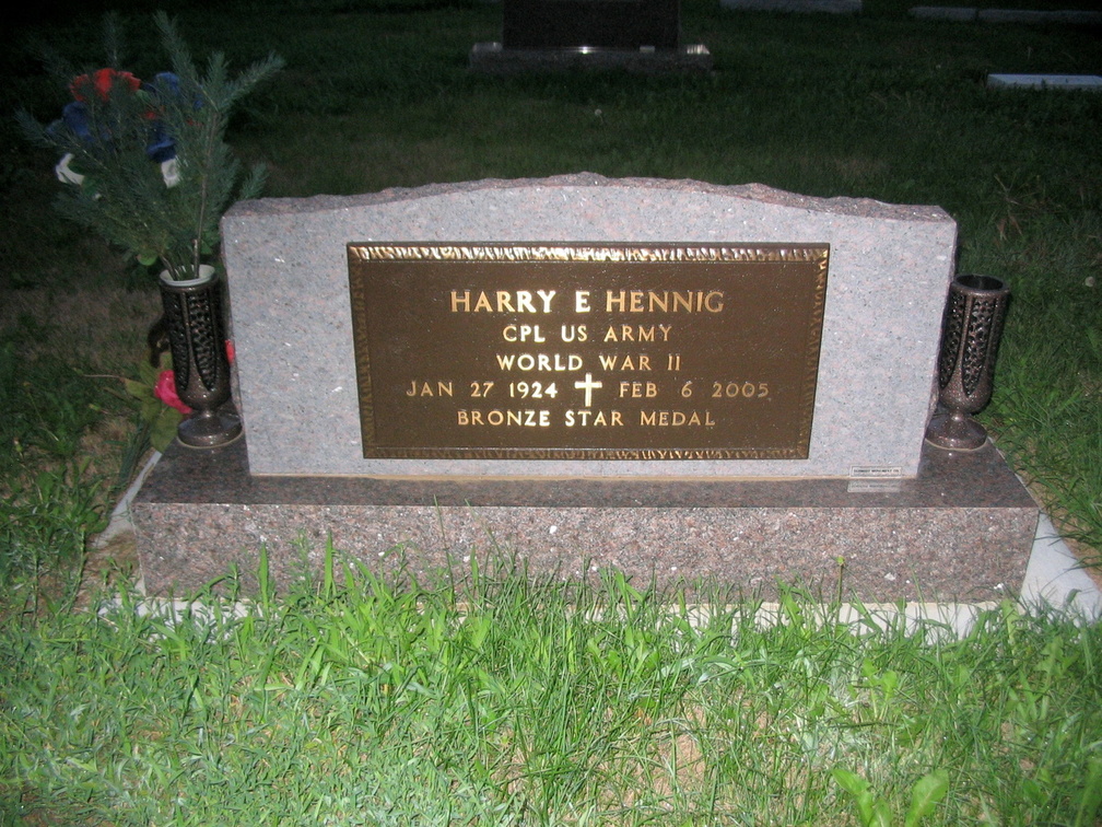 Hennig, Harry E.