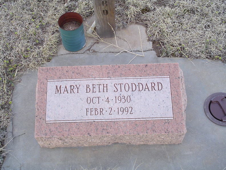 Stoddard, Mary Beth