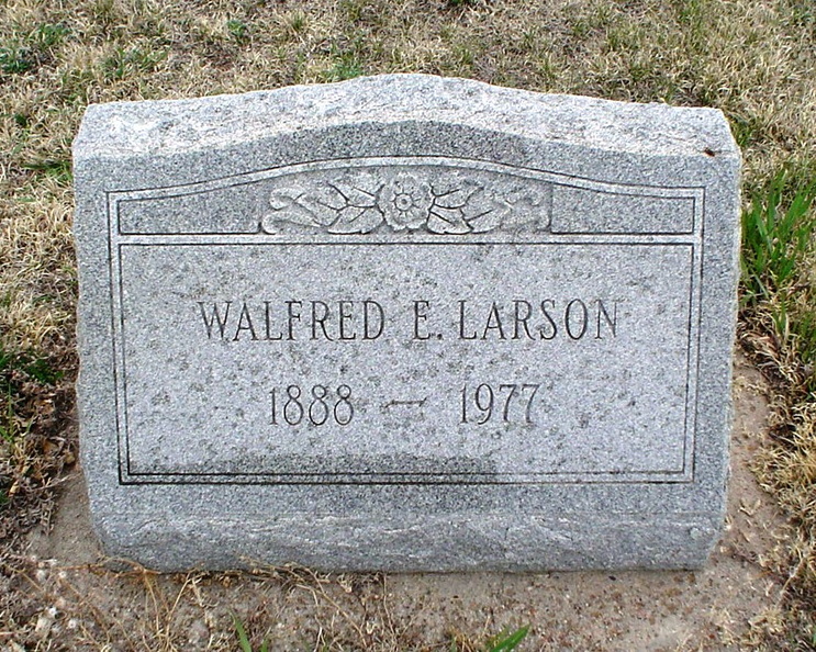 Larson, Walfred E..JPG