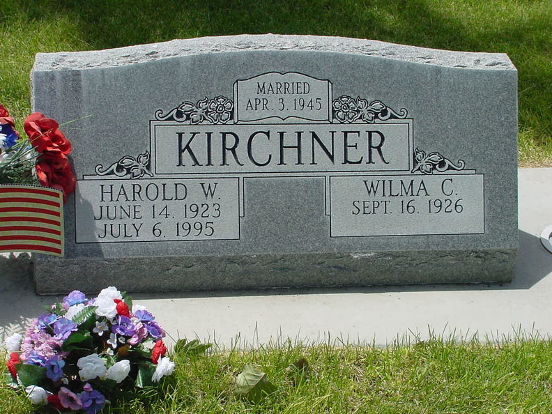 Kirchner_HaroldW-WilmaC.JPG