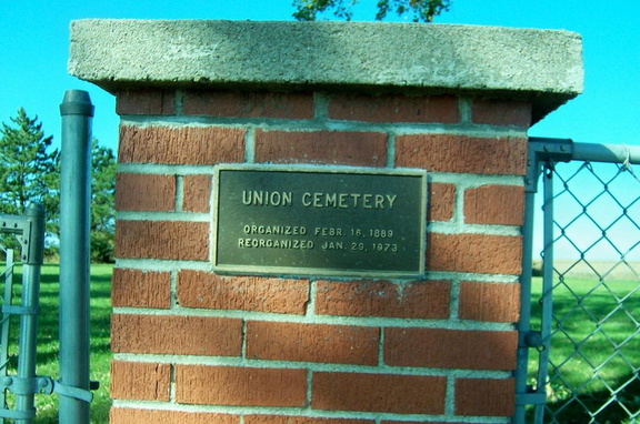 Union Cemetery entrance