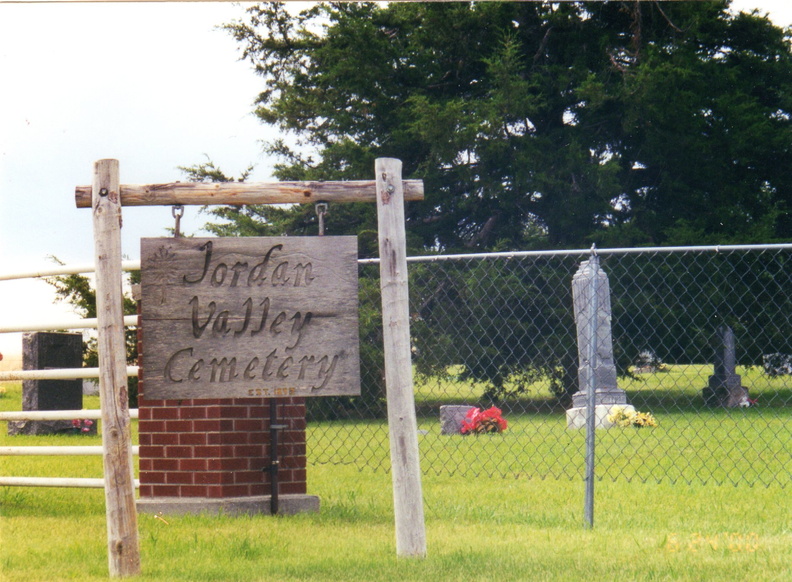 Jordan Valley Cemetery.jpg