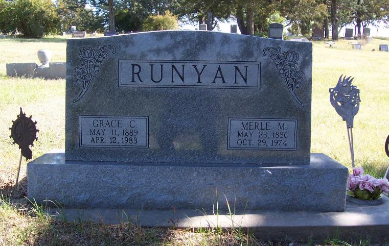 Runyan, Grace C. & Merle M..JPG