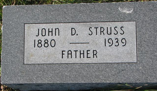 Struss John D.